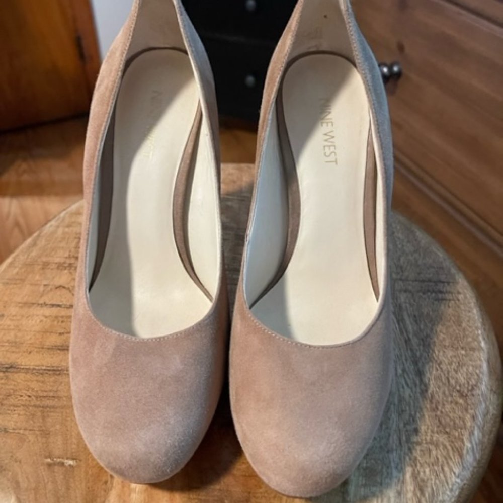 Nine West Brielyn Beige Suede Platform Pumps